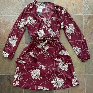 Uguest Women’s long sleeve floral dress medium